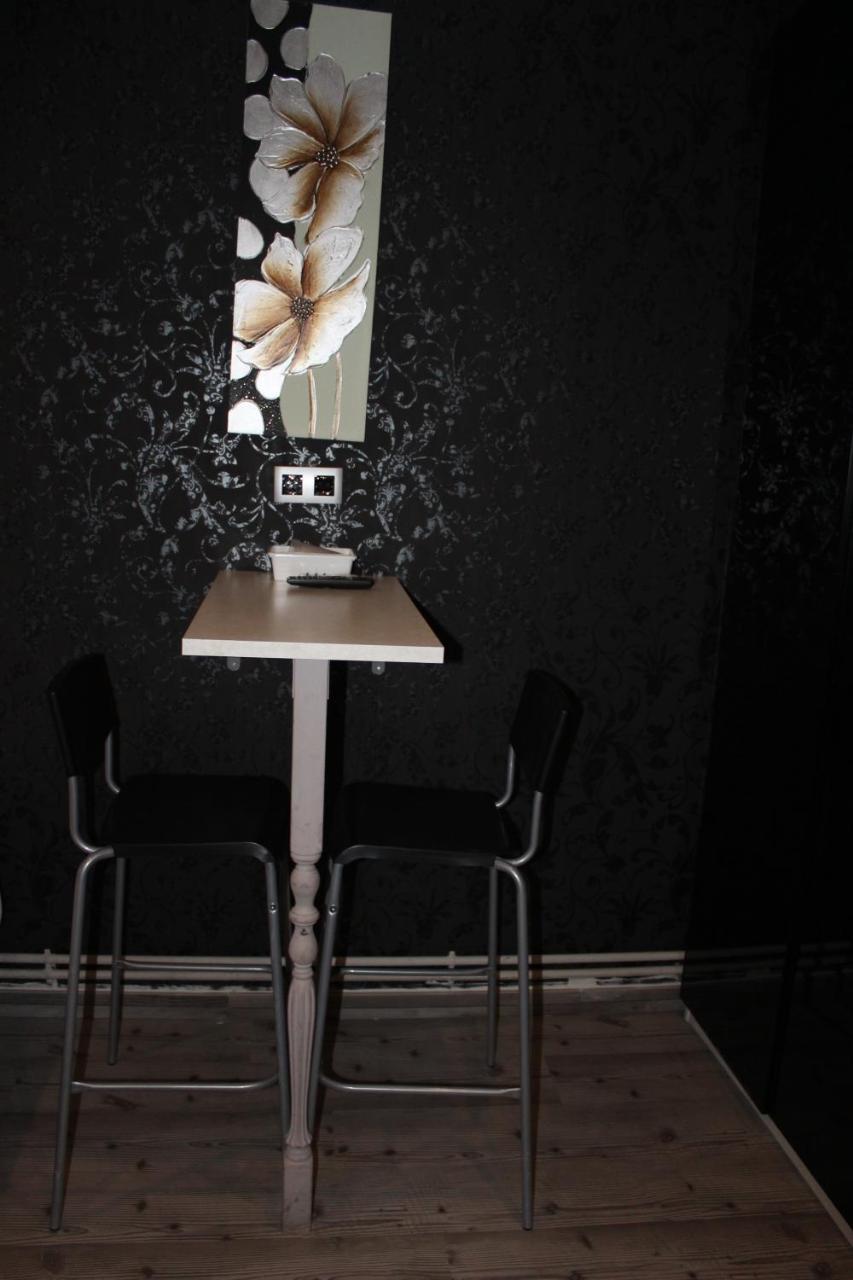 Bcn Condal Hostal Barcelona Bagian luar foto